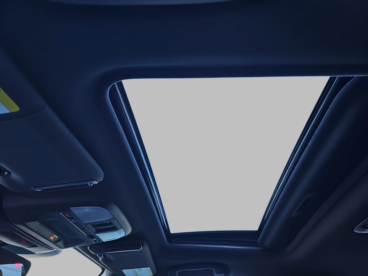 New 2026 Citron Yellow Pearl Subaru Sport Hybrid image 31