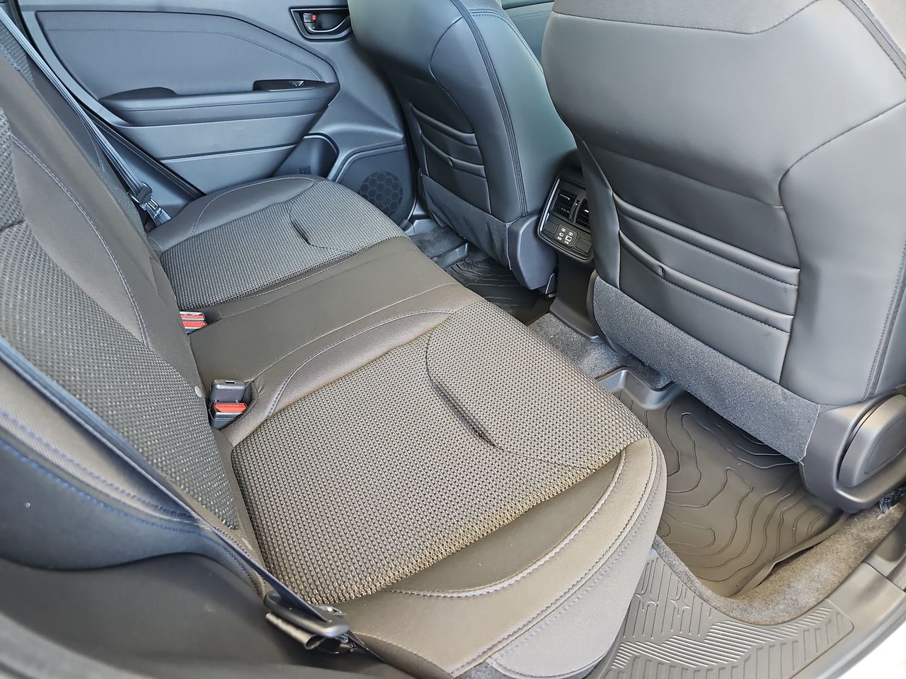 New 2026 Crystal White Pearl Subaru Premium image 11