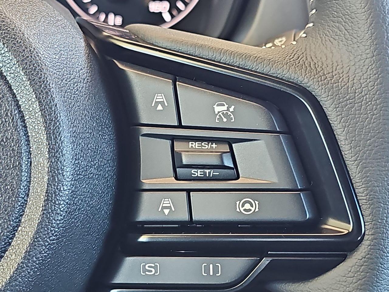 New 2026 Crystal White Pearl Subaru Premium image 18