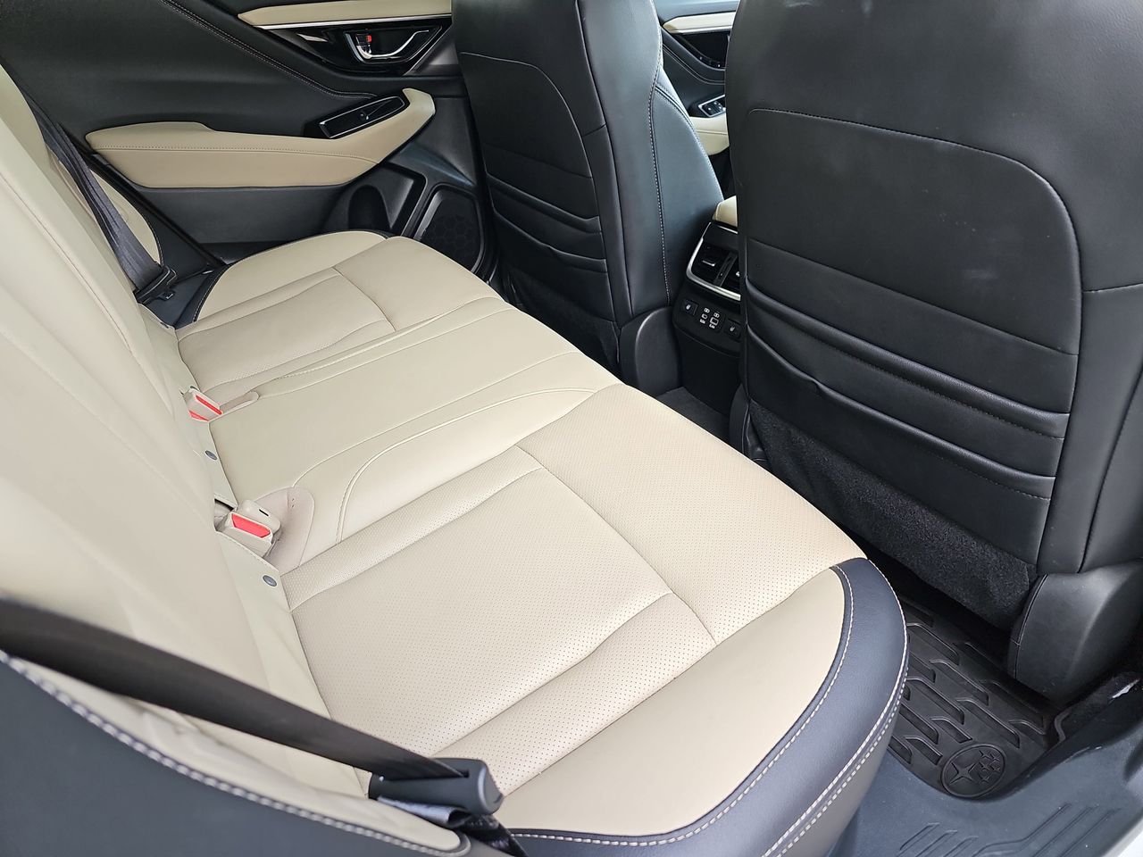 Certified Used 2023 Crystal White Pearl Subaru Limited image 14