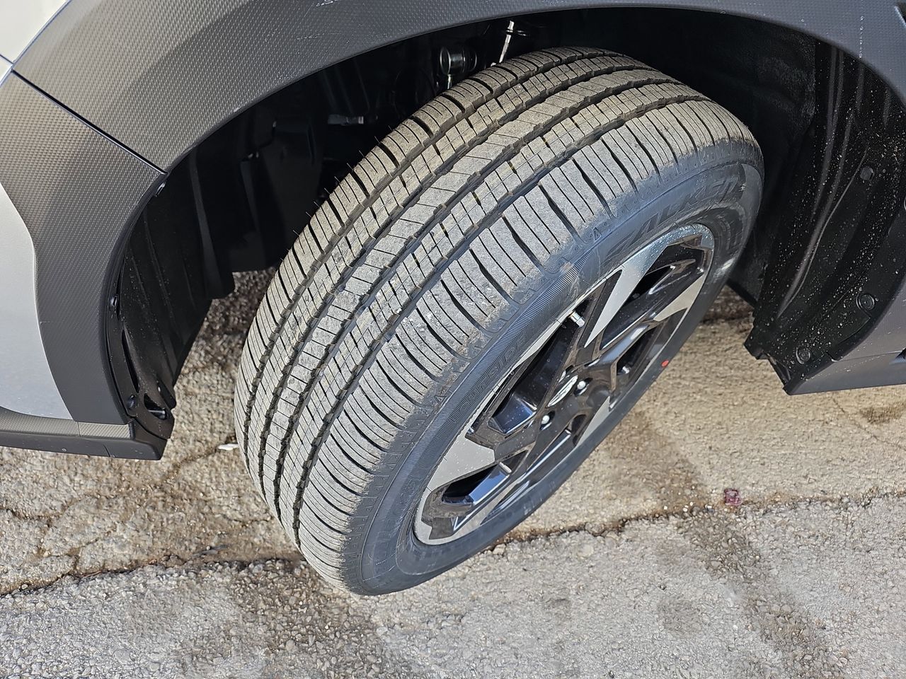 New 2026 Ice Silver Subaru Limited image 30