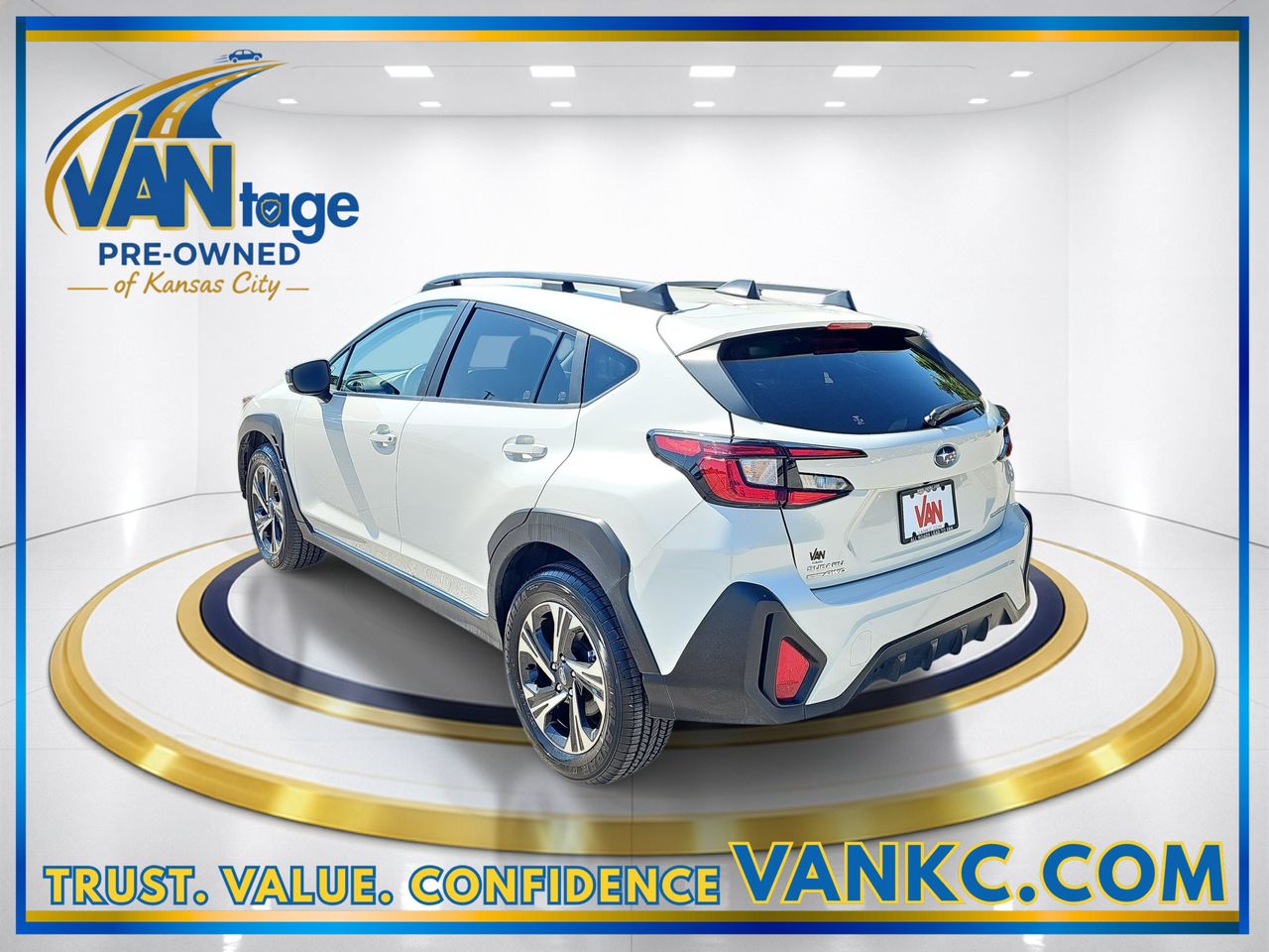 Certified Used 2025 Crystal White Pearl Subaru Premium image 9