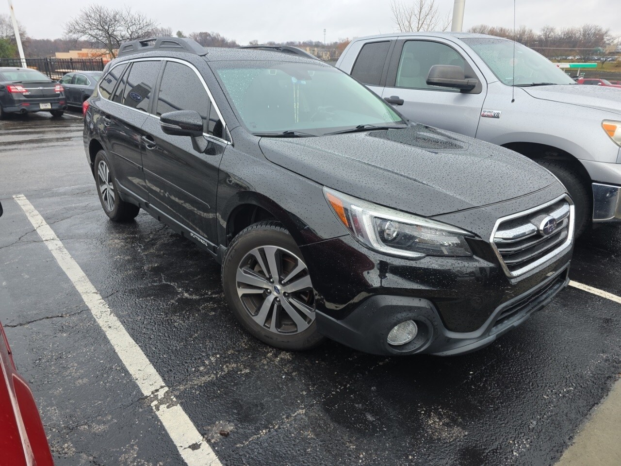2018 Subaru Outback 2.5i Limited photo 3