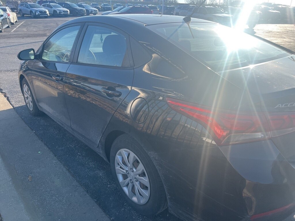 Used 2020 Hyundai Accent SE Sedan