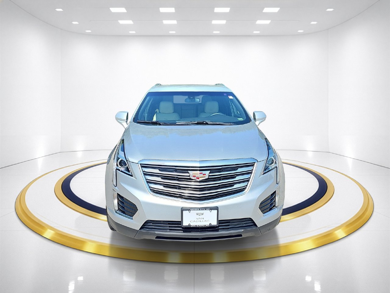 Used 2017 Cadillac XT5 Base with VIN 1GYKNARS1HZ179820 for sale in Gladstone, MO