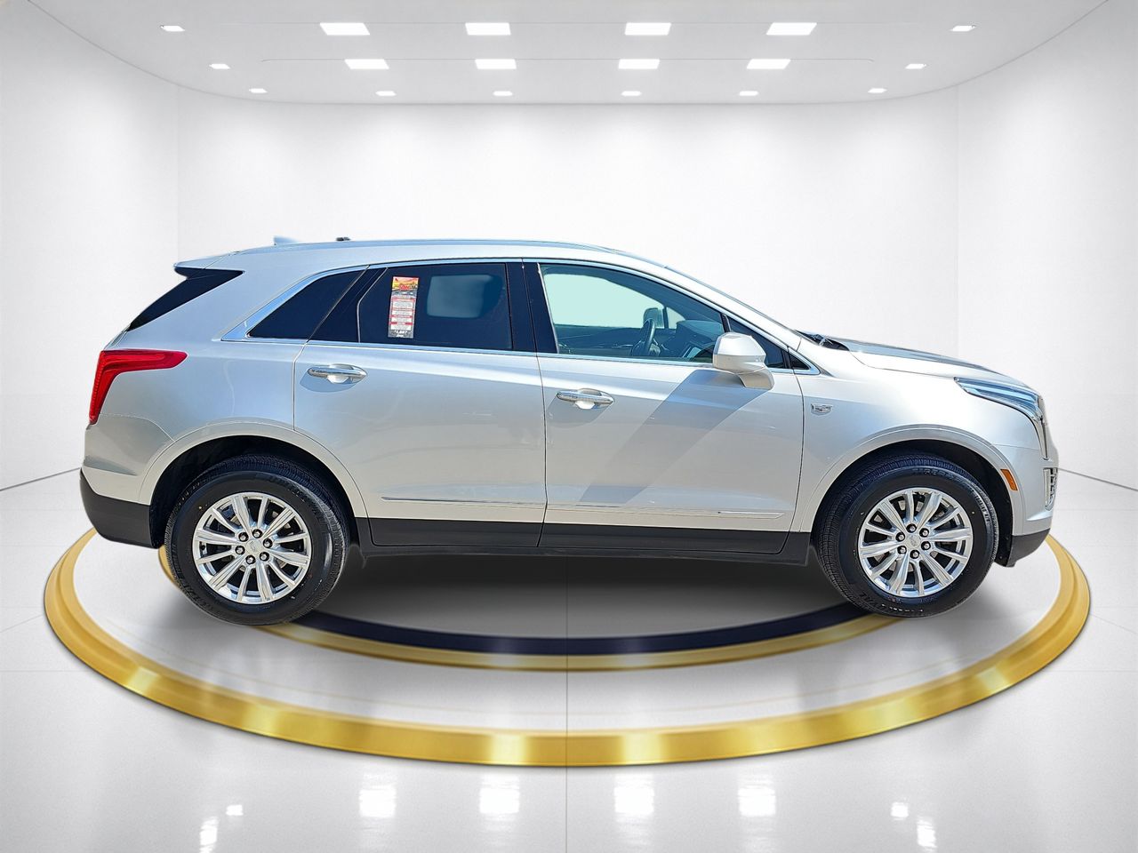 Used 2017 Radiant Silver Metallic Cadillac Base image 4