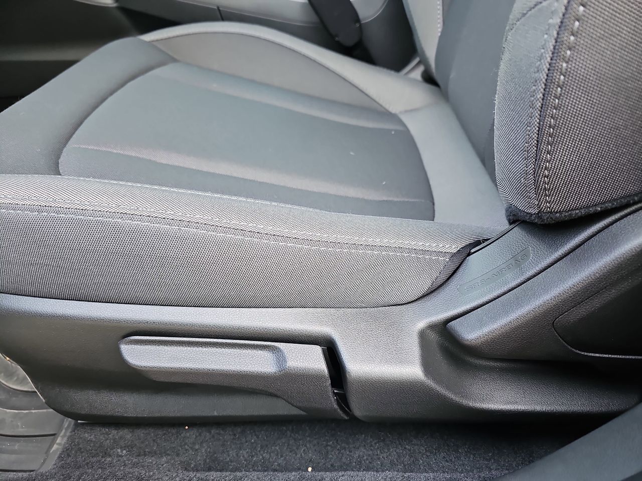 Certified Used 2025 Crystal Black Silica Subaru Premium image 33