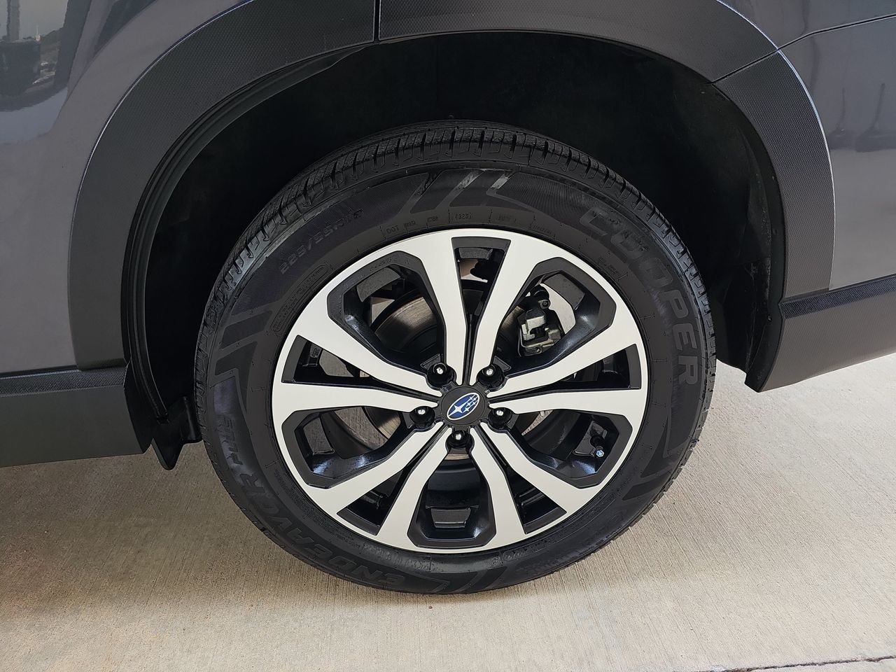 Used 2021 Magnetite Gray Metallic Subaru Limited image 40