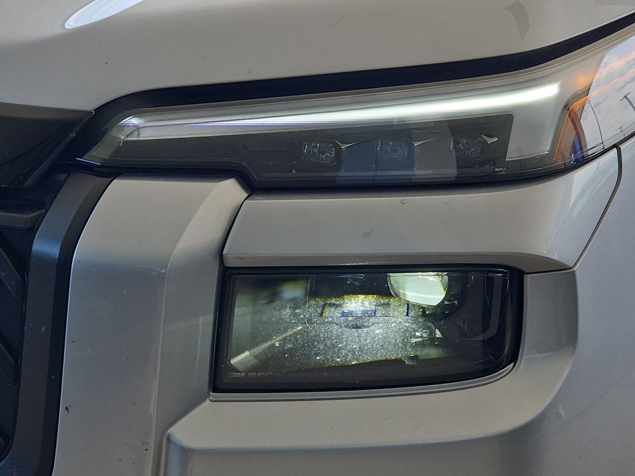 New 2026 Ice Silver Subaru Premium image 34