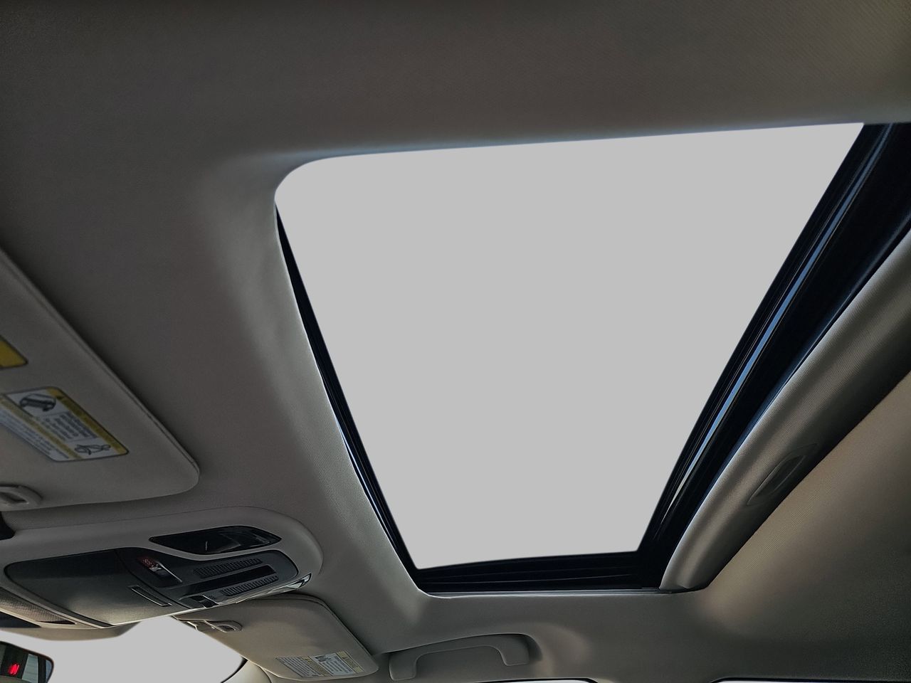 Certified Used 2025 Green Metallic Subaru Limited image 37