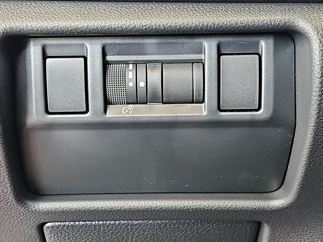 New 2026 Lithium Red Pearl Subaru Premium image 25
