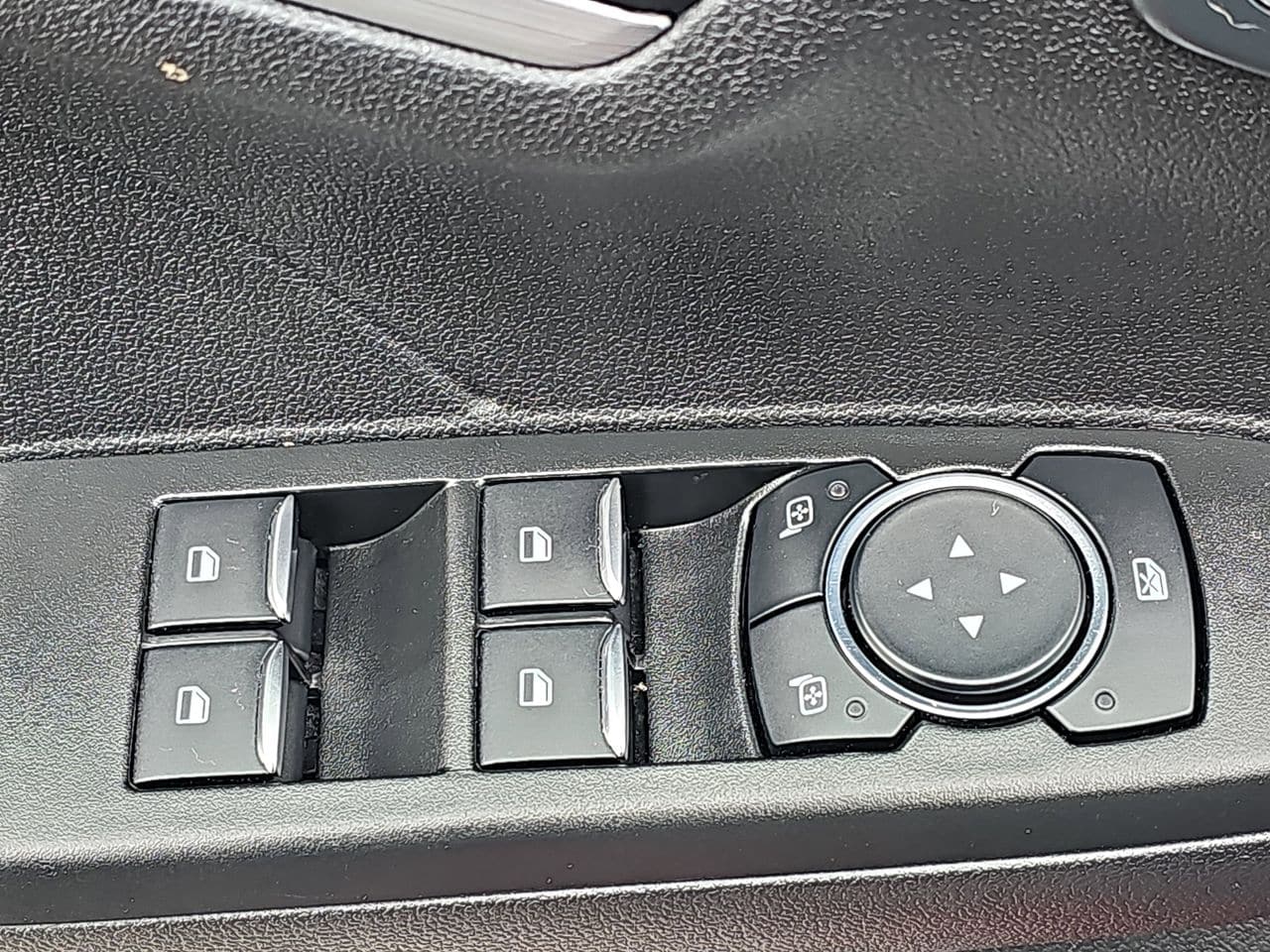 Used 2023 Red Metallic Ford Base image 33