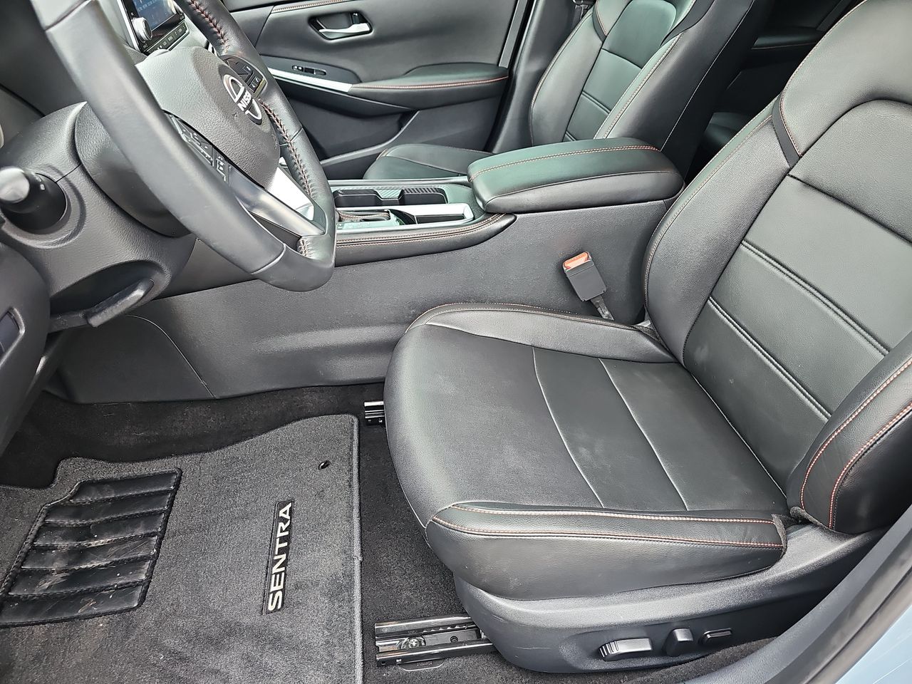 Used 2024 Atlantic Gray Metallic Super Black Nissan SR image 18