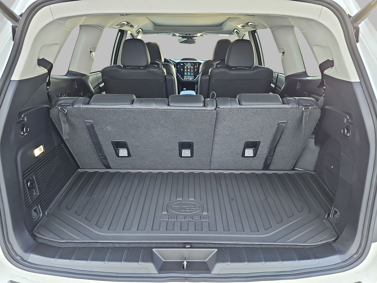 New 2026 Crystal White Pearl Subaru Onyx Edition Touring 7-Passenger image 13