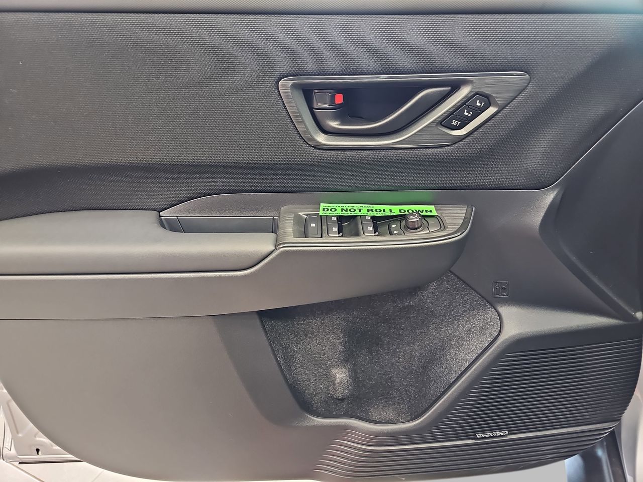 New 2026 Ice Silver Subaru Limited image 28