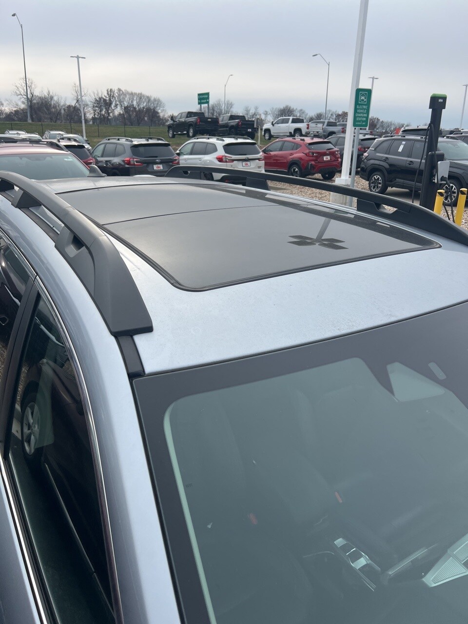 2023 Subaru Ascent Touring photo 3