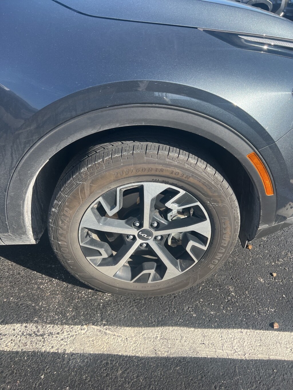 Used 2024 Kia Sportage Hybrid EX SUV