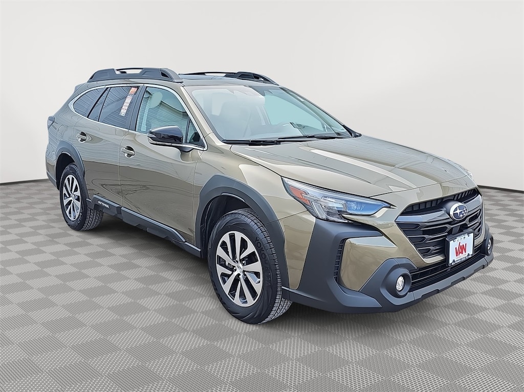 Used 2024 Subaru Outback Premium SUV