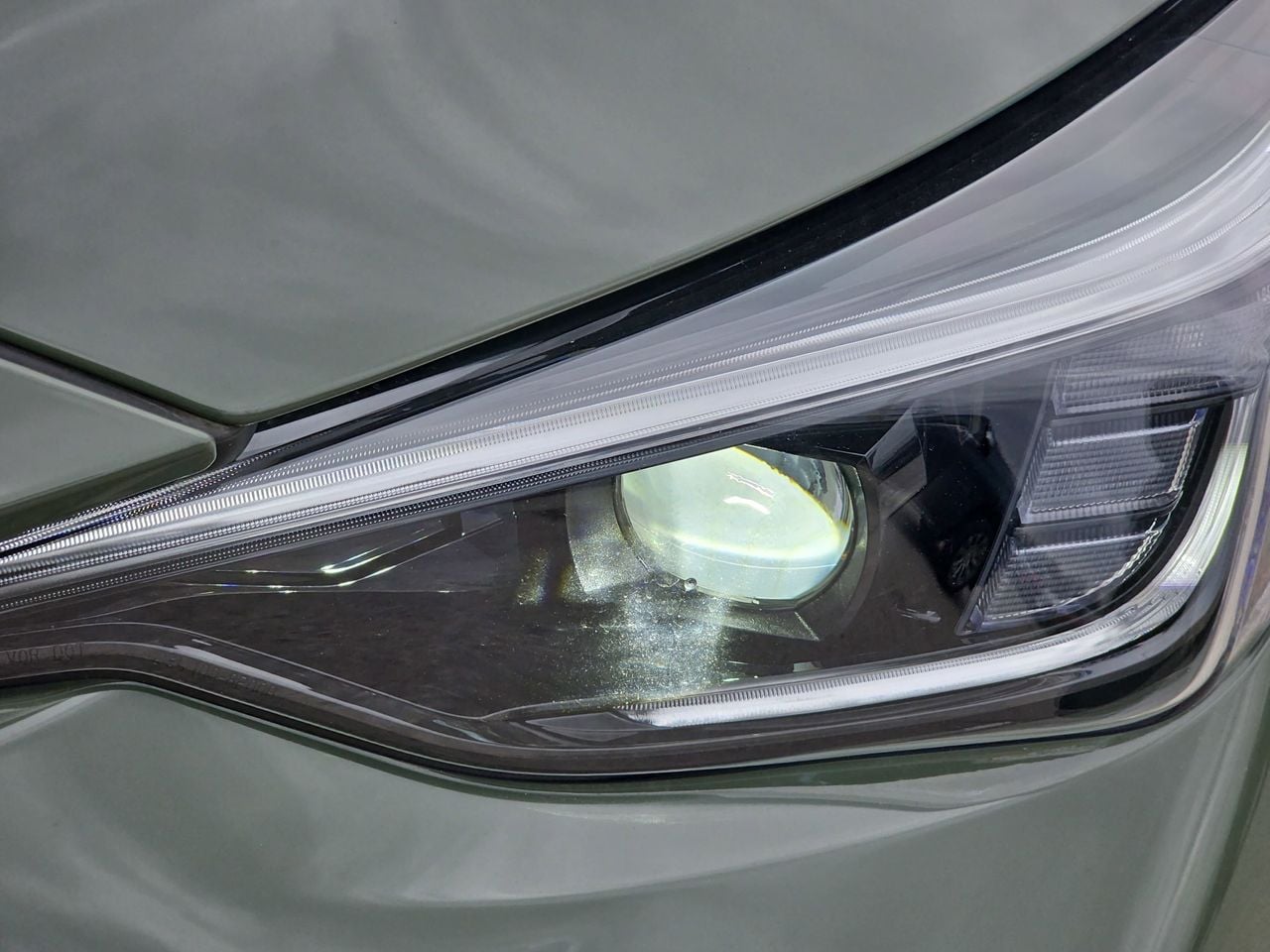 New 2026 Alpine Green Subaru Limited image 31