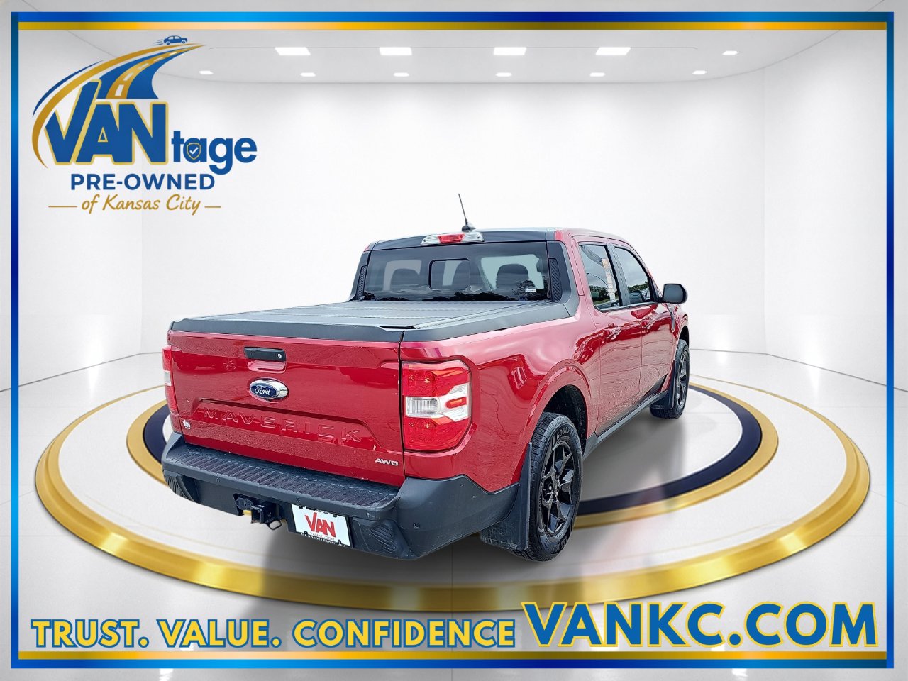 Used 2022 Red Metallic Ford Lariat image 6
