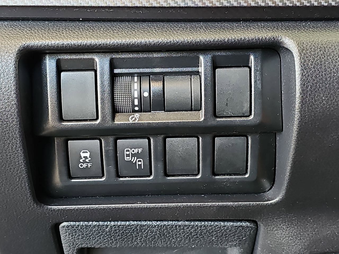 Used 2020 Gray Metallic Subaru Sport image 31