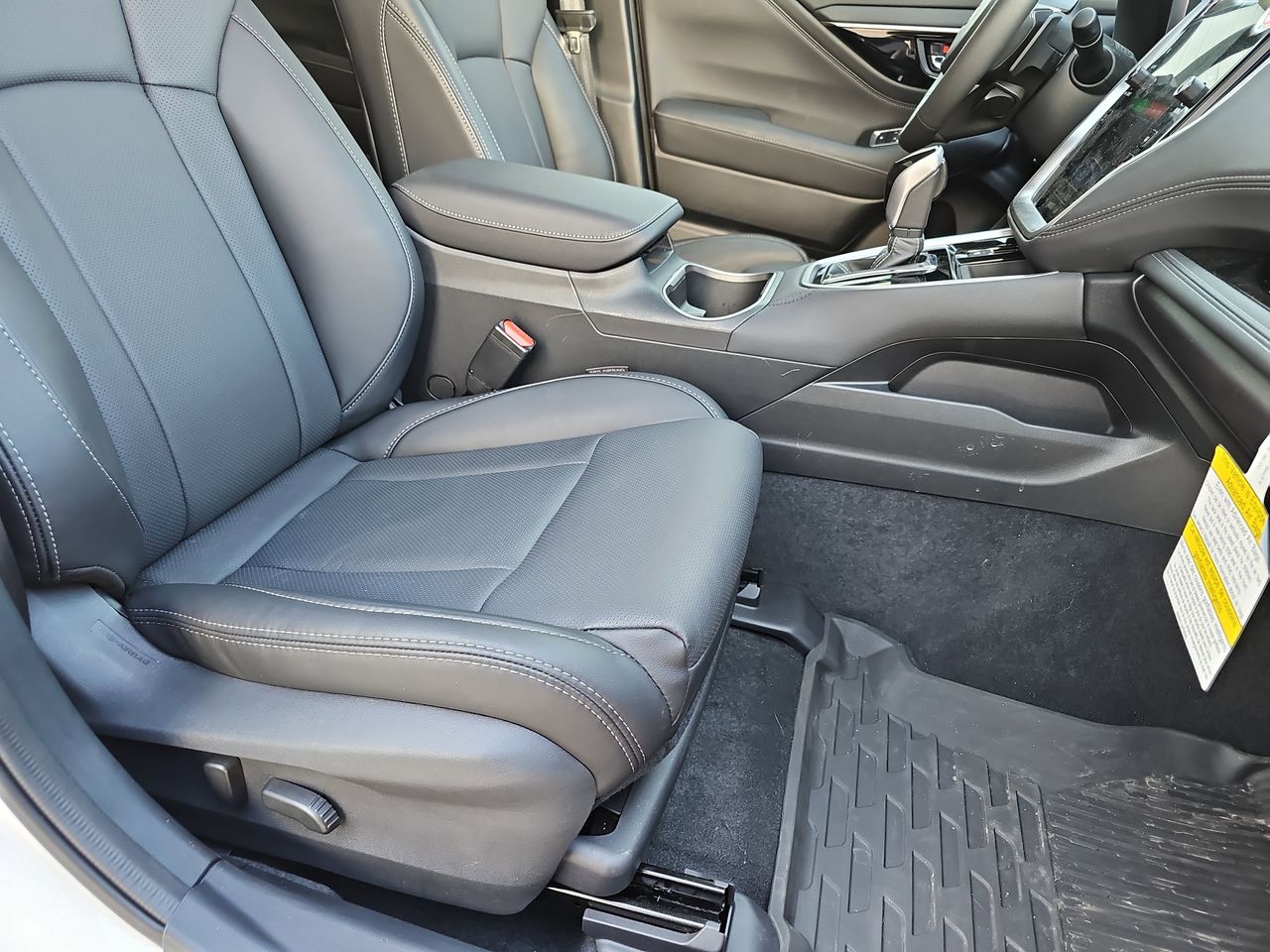 Certified Used 2025 Crystal White Subaru Limited image 13