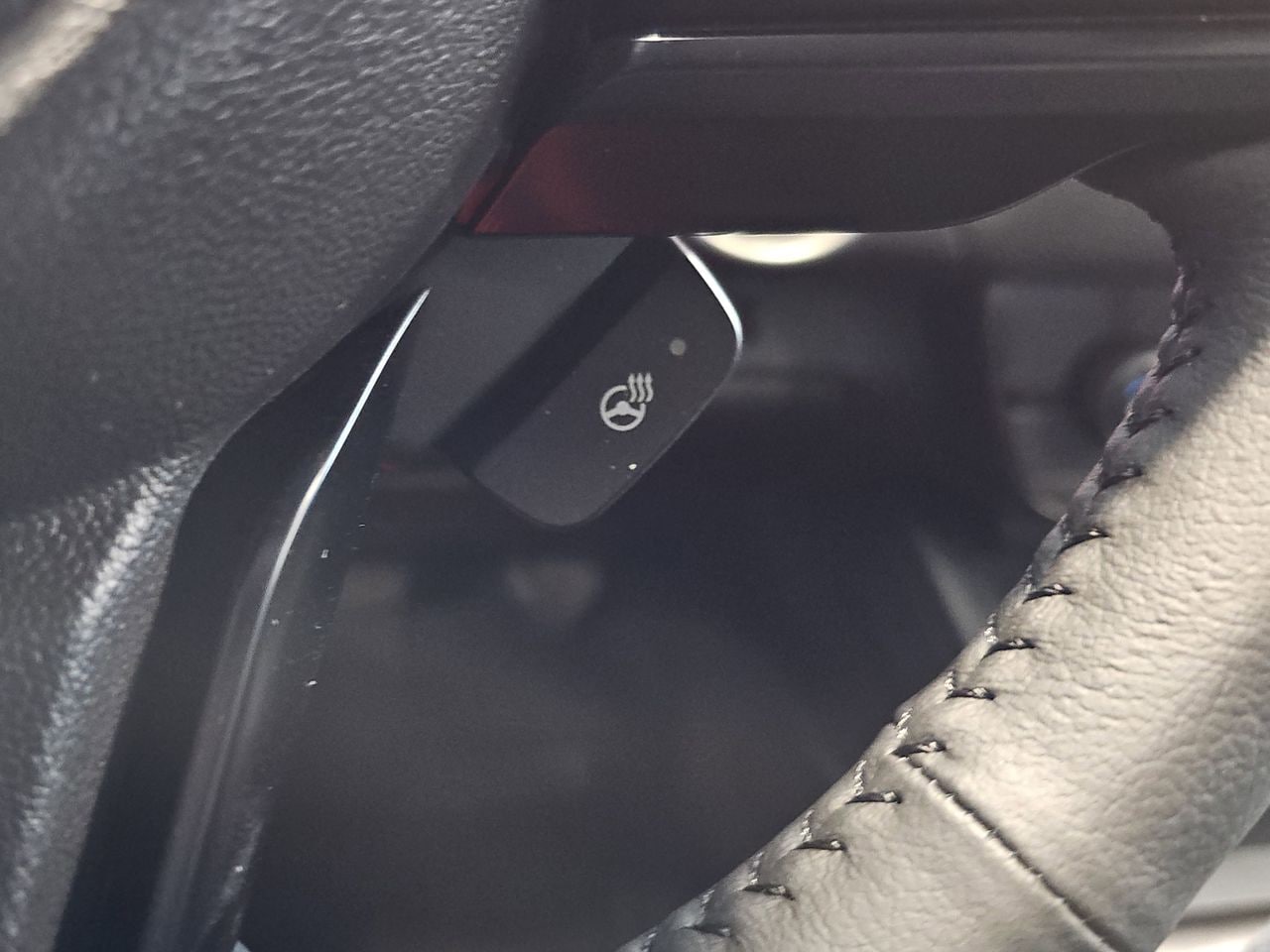 New 2026 Crystal White Pearl Subaru Premium image 19