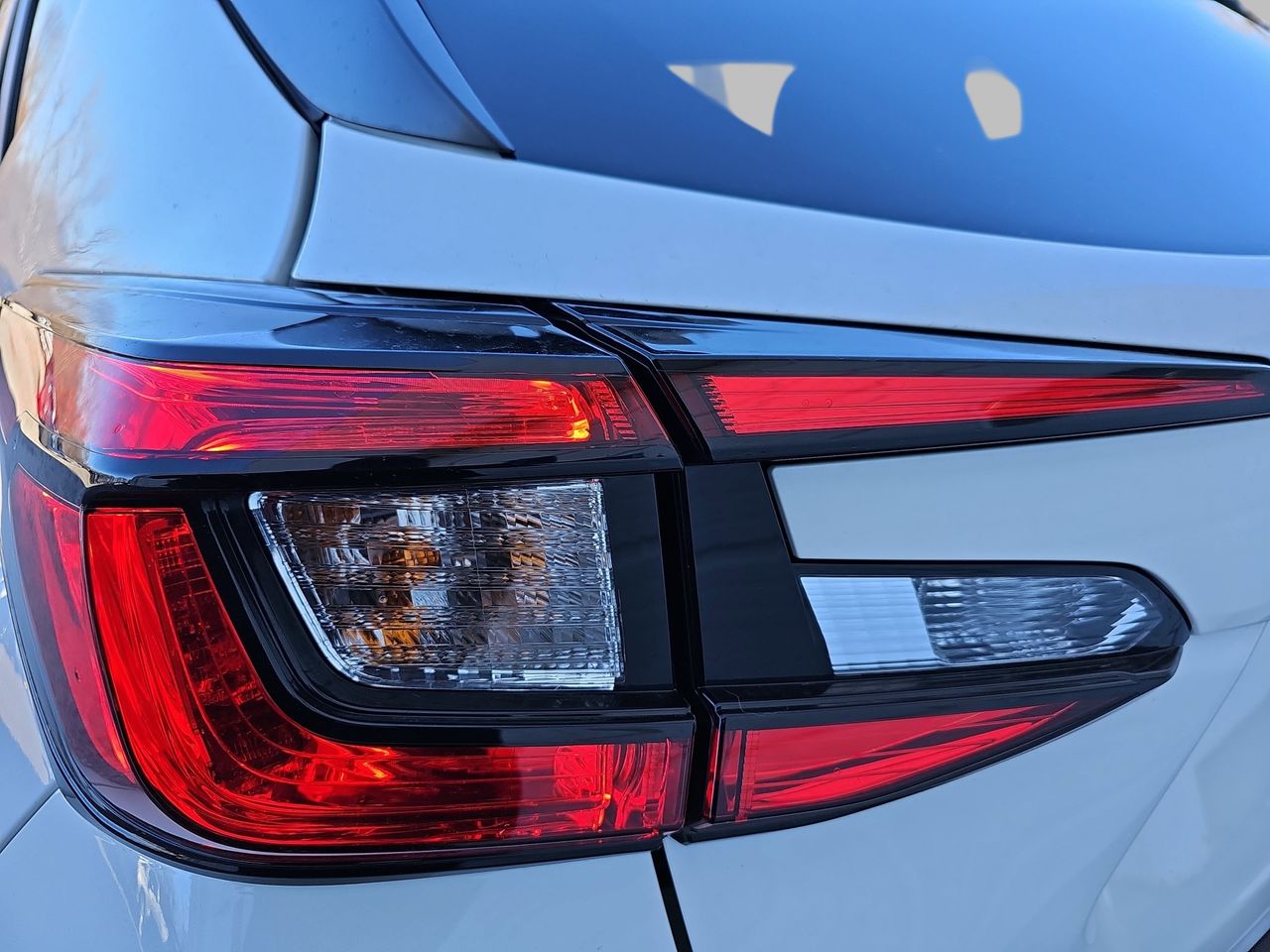 New 2026 Crystal White Pearl Subaru Limited image 34