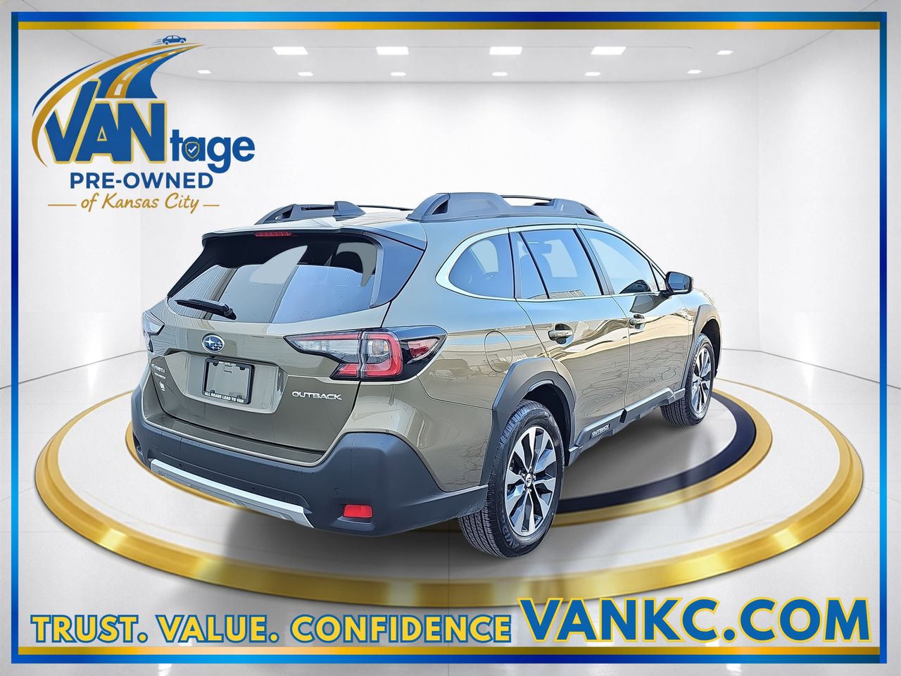 Certified Used 2025 Green Metallic Subaru Limited image 6