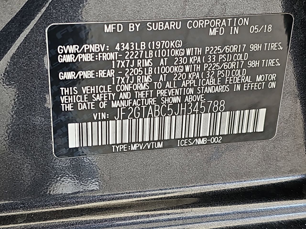 Used 2018 Dark Gray Metallic Subaru 2.0i Premium image 40