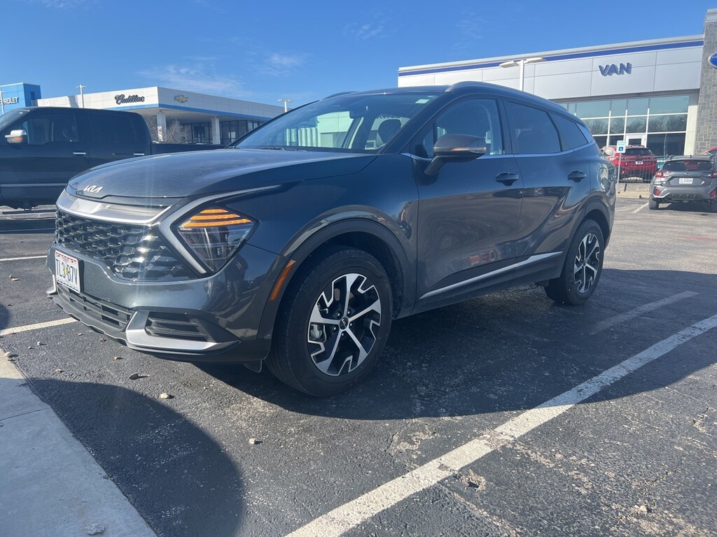 Used 2024 Kia Sportage Hybrid EX SUV