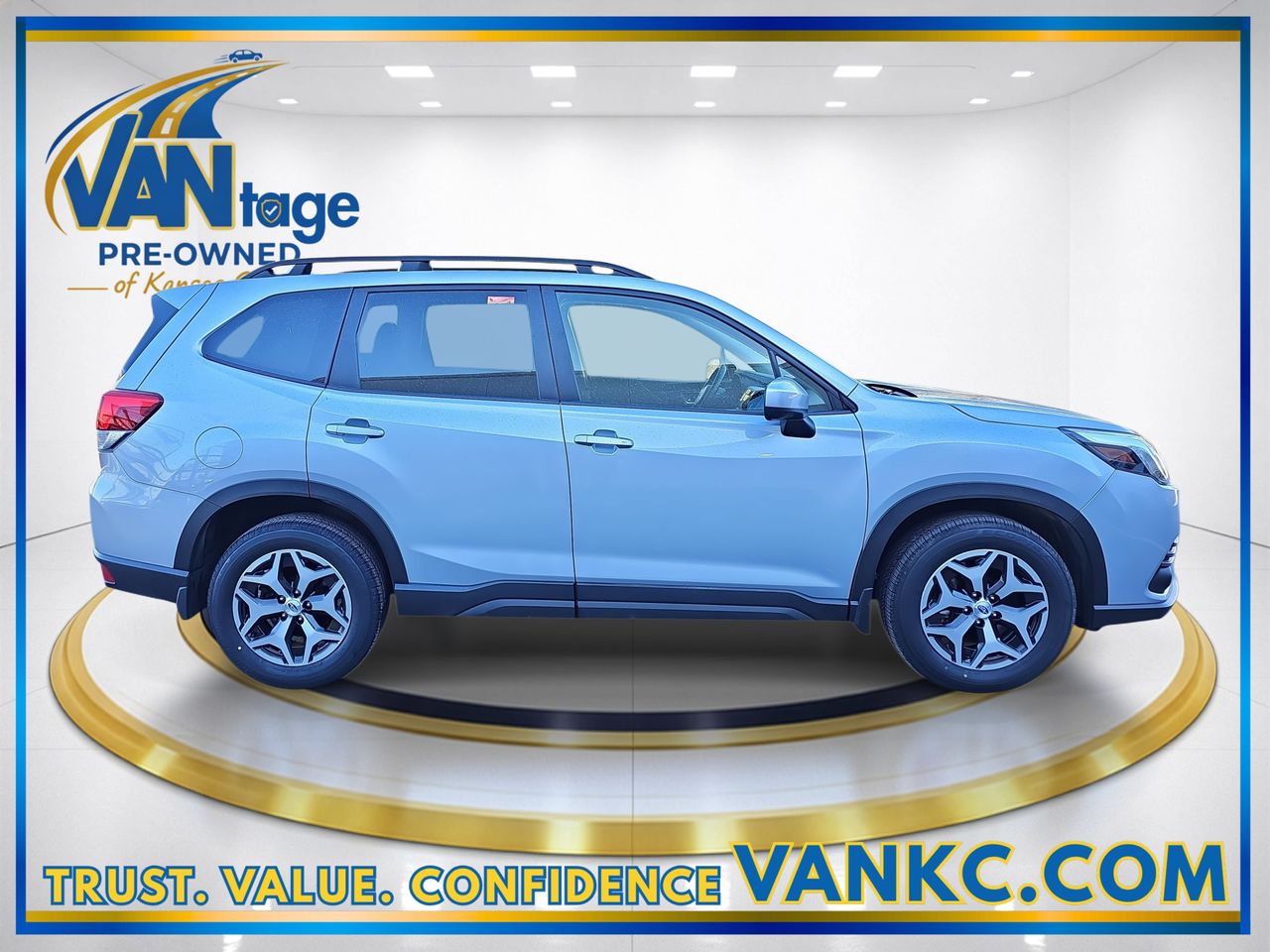 Certified Used 2023 Ice Silver Metallic Subaru Premium image 5