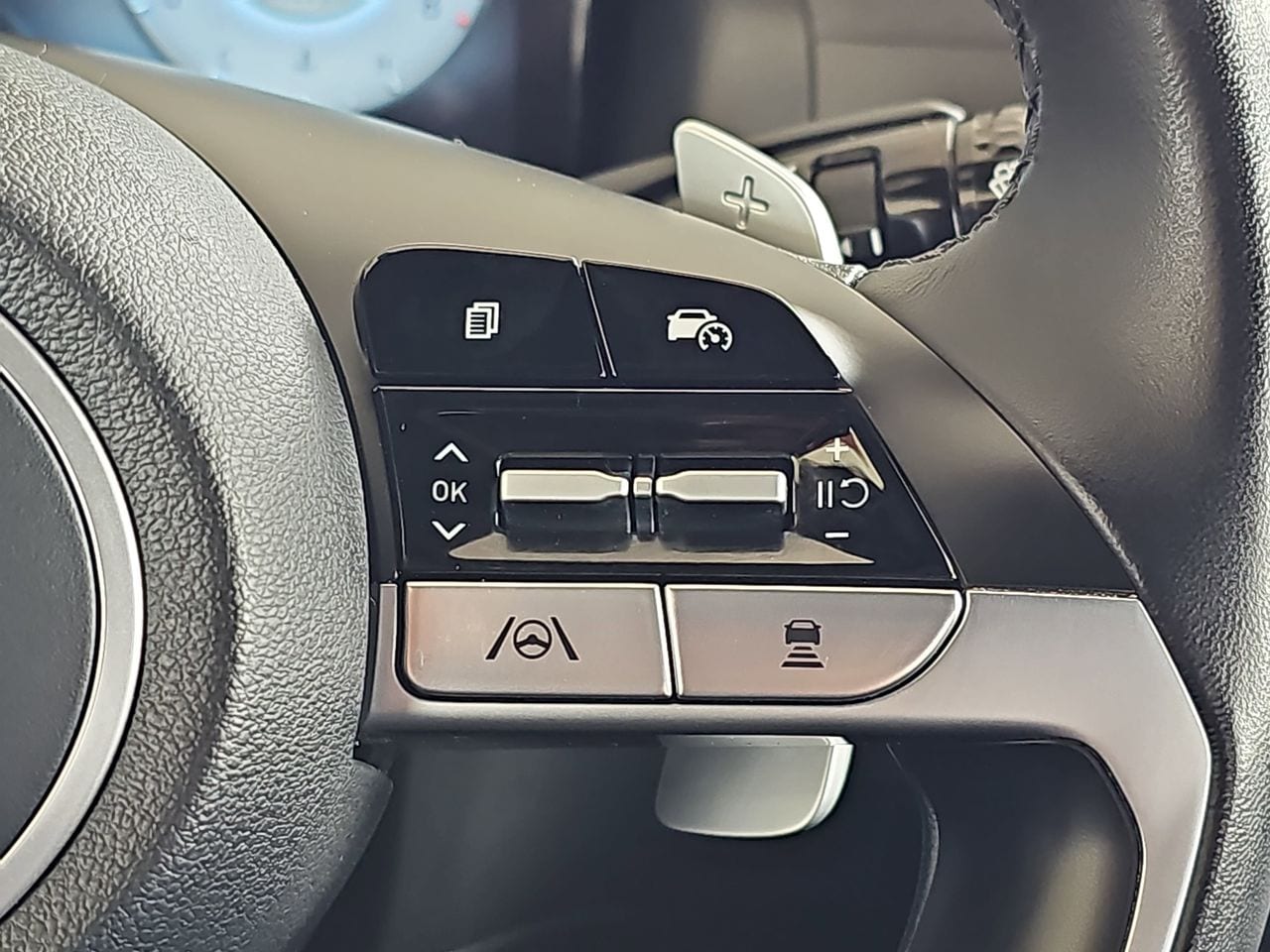 Used 2022 Blue Stone Hyundai Limited image 22