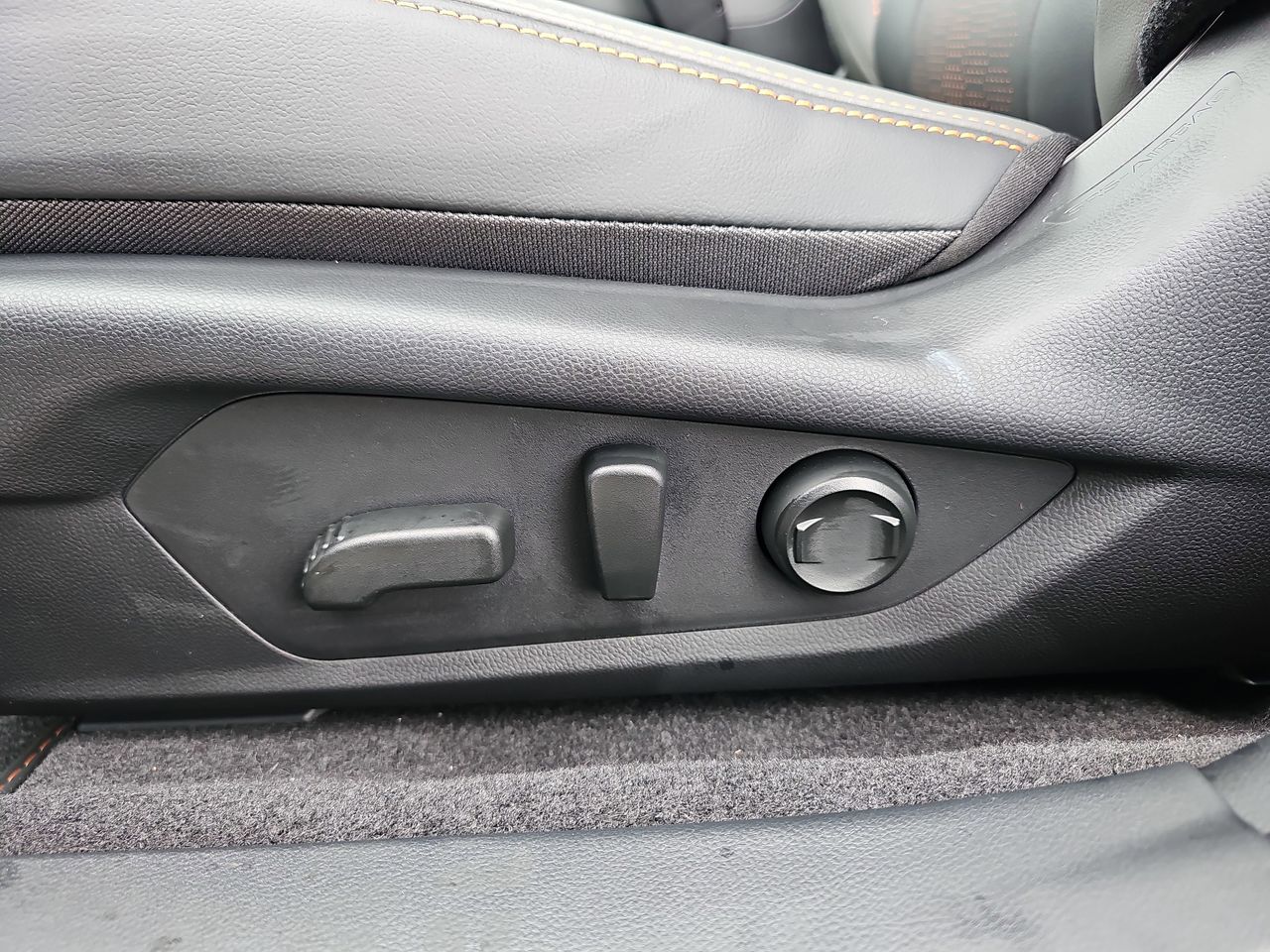 New 2026 Crystal Black Silica Subaru Limited image 28