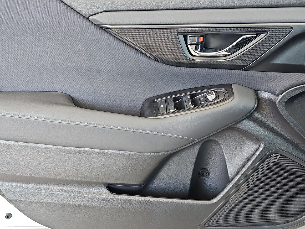 Certified Used 2025 Crystal White Pearl Subaru Premium image 30