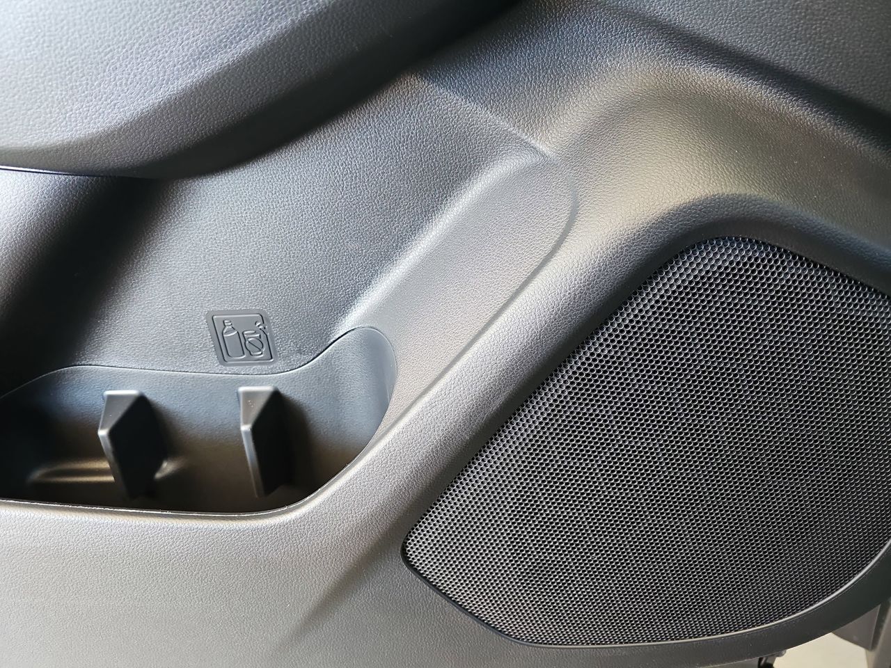 New 2026 Magnetite Gray Subaru Limited 7-Passenger image 30