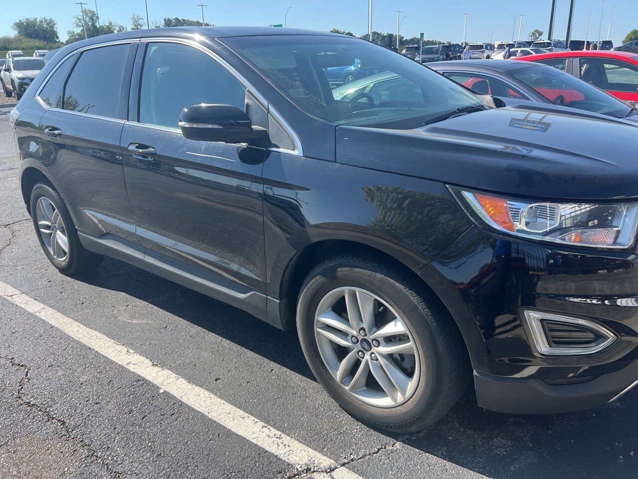 2018 Ford Edge SEL photo 2