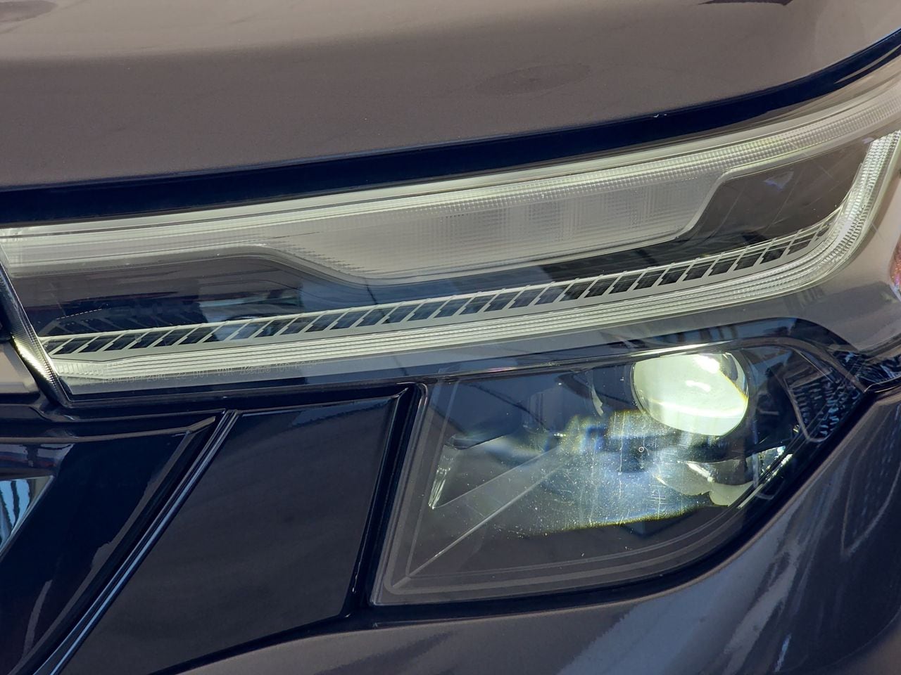 Certified Used 2025 Gray Metallic Subaru Touring image 39