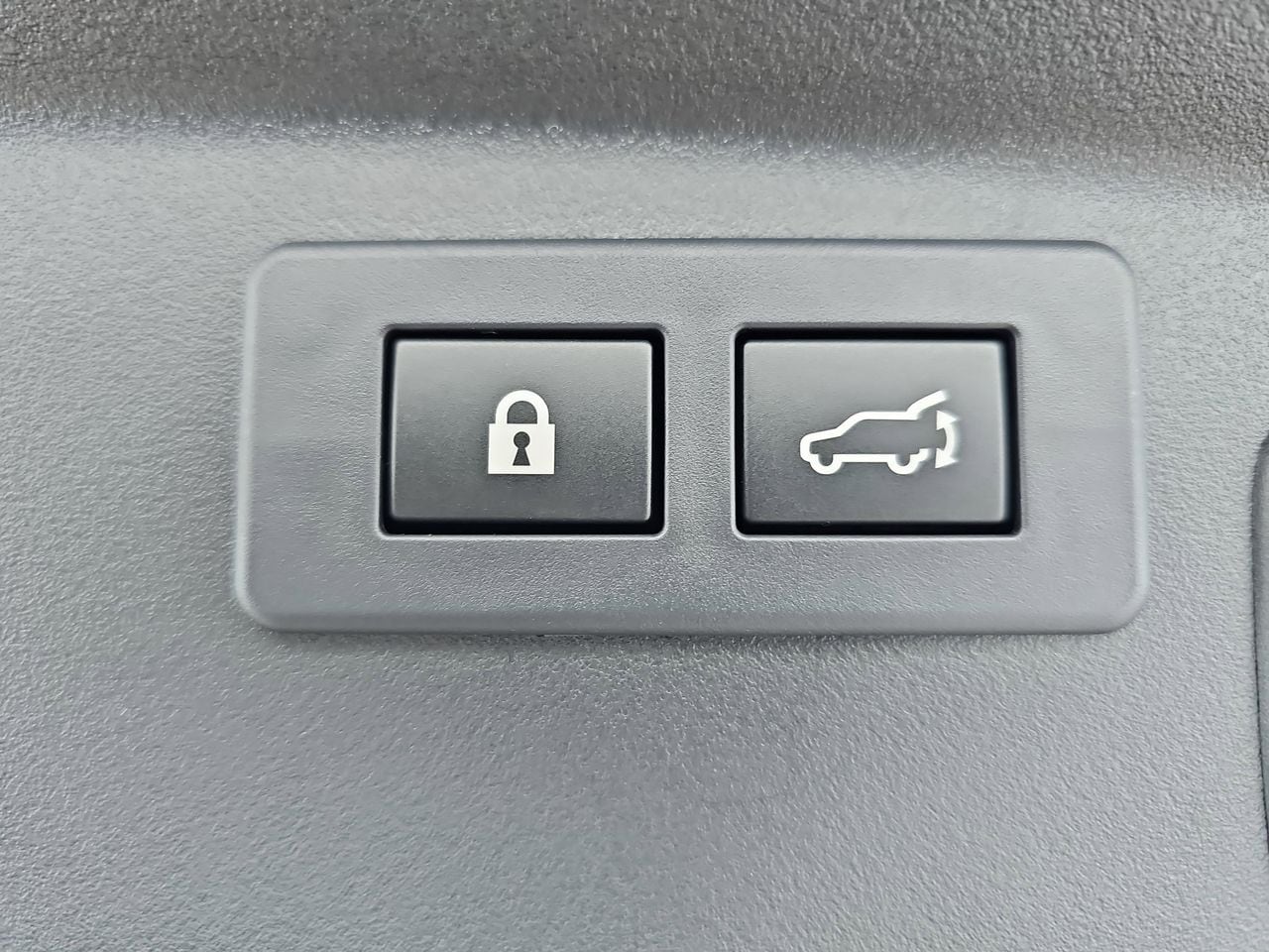 New 2026 Crystal Black Silica Subaru Limited image 13