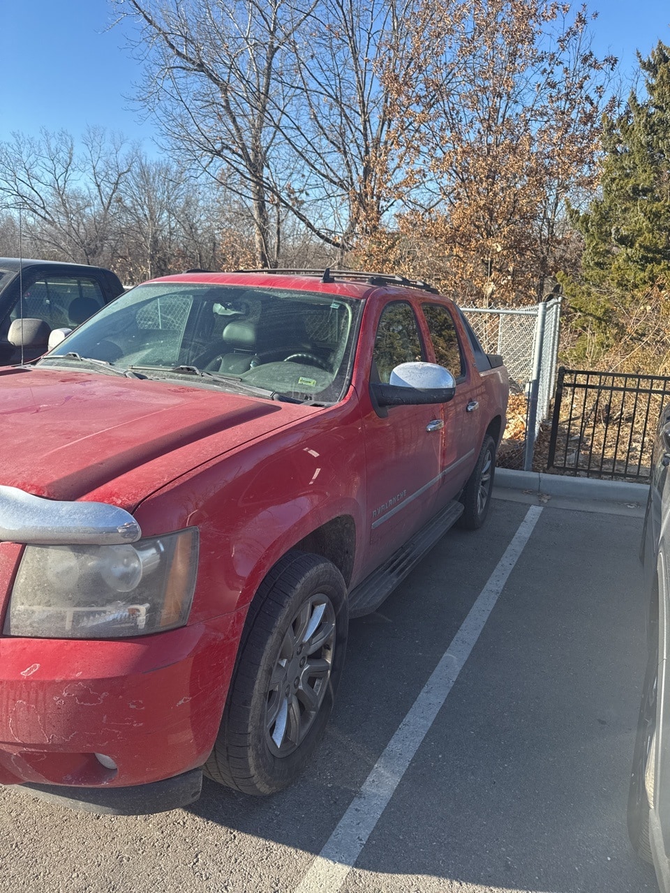 2011 Chevrolet Avalanche LTZ's photo