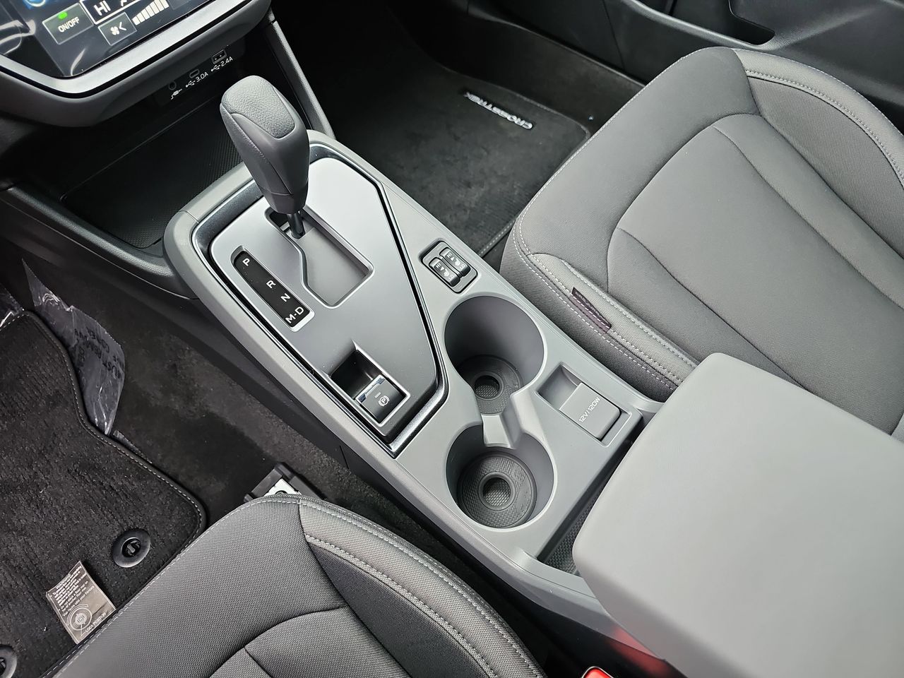 New 2026 Crystal White Pearl Subaru Premium image 24