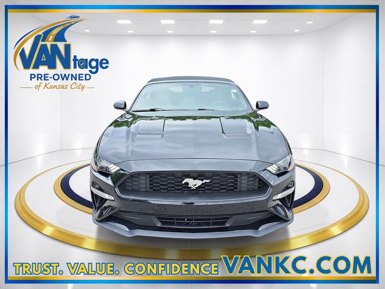 Used 2018 Ford Mustang EcoBoost Premium with VIN 1FATP8UH8J5156272 for sale in Gladstone, MO