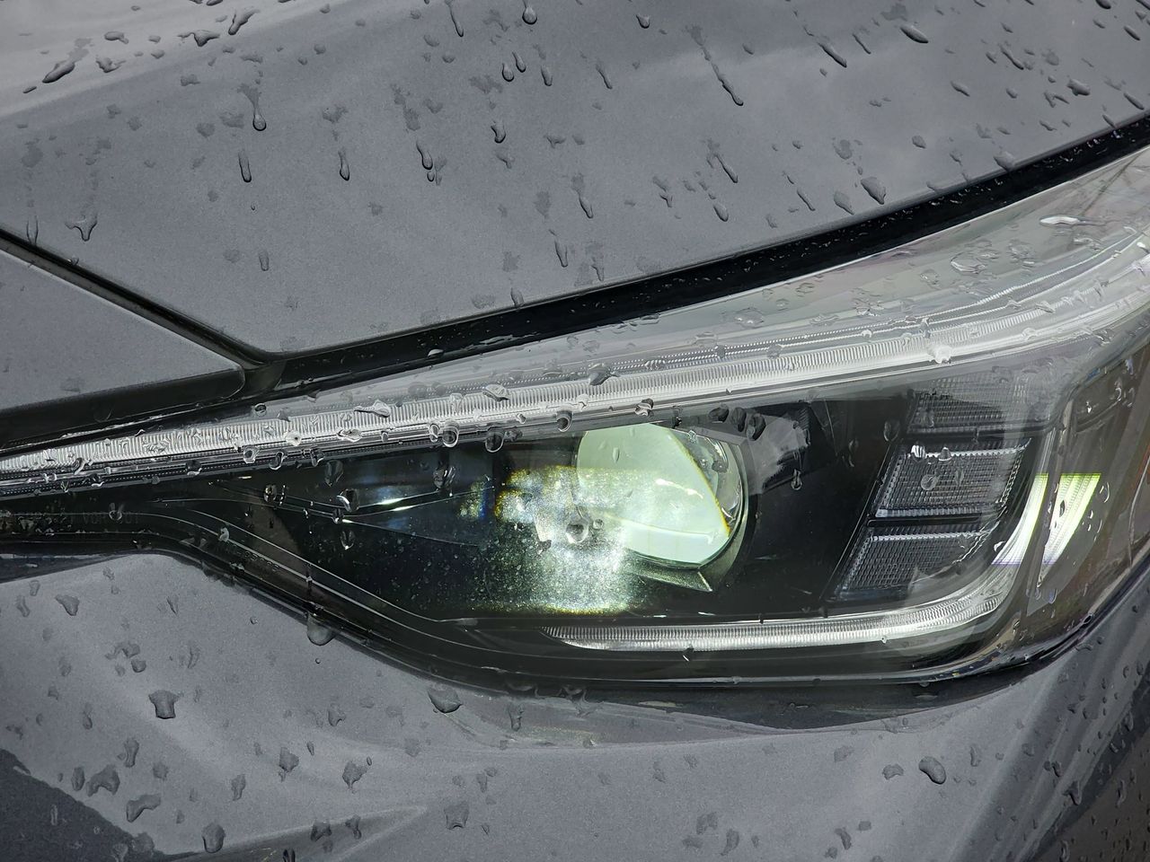 New 2026 Magnetite Gray/Crystal Black Silica Subaru Limited image 31