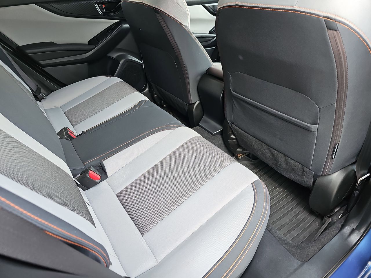 Used 2019 Quartz Blue Subaru 2.0i Premium image 14