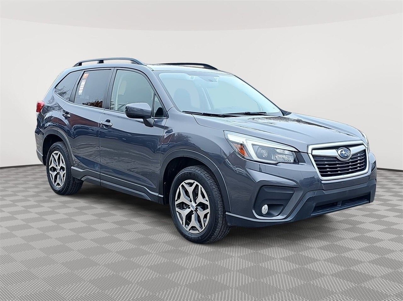2021 Subaru Forester Premium photo 2