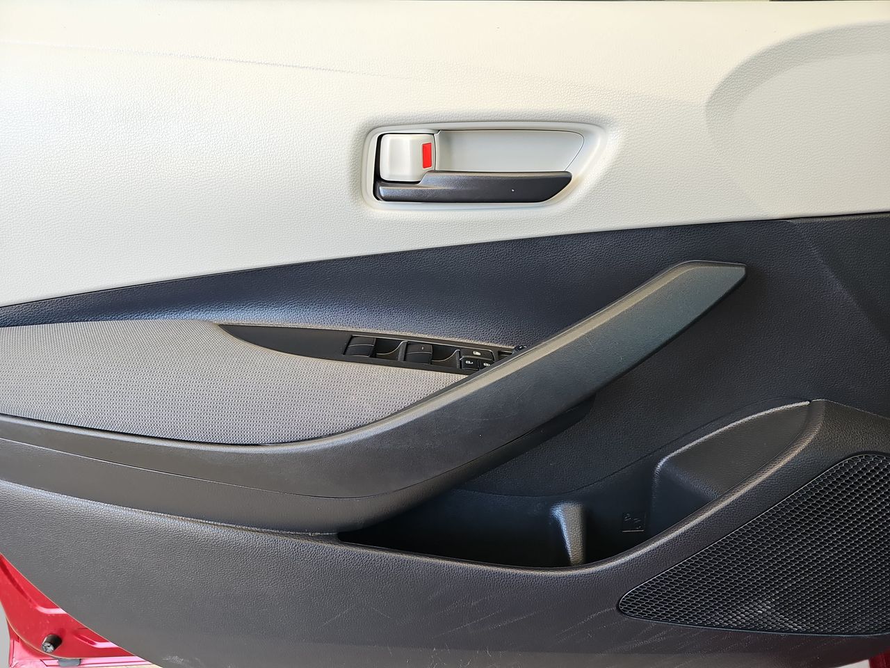Used 2022 Ruby Flare Pearl Toyota LE image 30