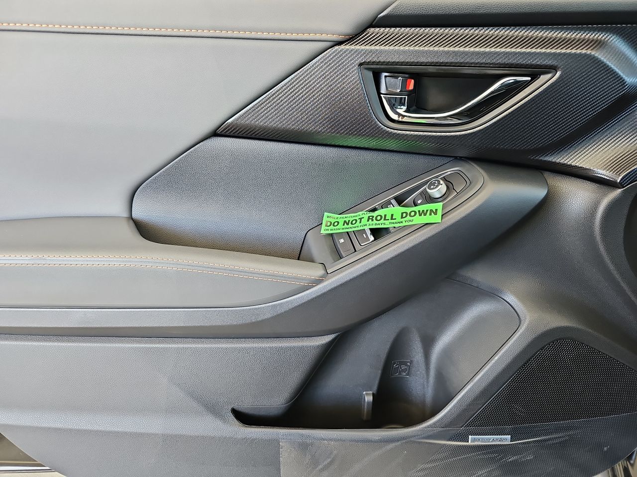 New 2026 Crystal Black Silica Subaru Limited Hybrid image 25