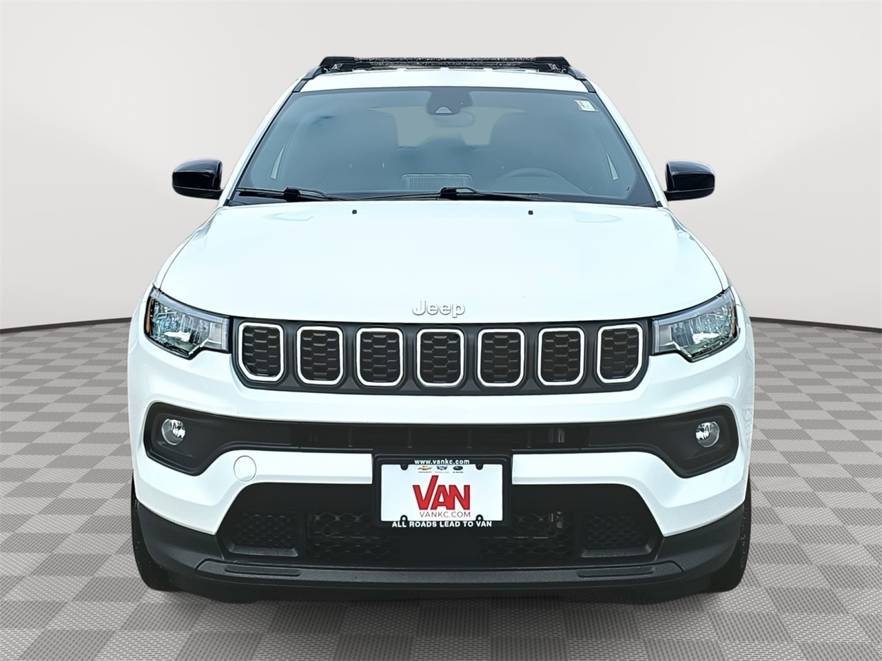 Used 2025 Jeep Compass Latitude with VIN 3C4NJDBN6ST568634 for sale in Kansas City