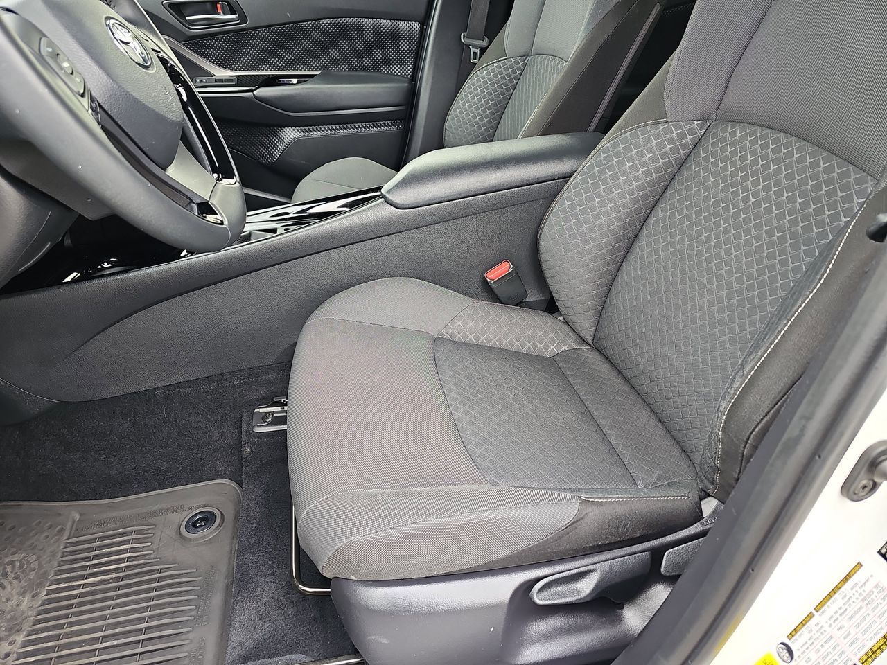 Used 2021 Blizzard Pearl w Black Roof Toyota Nightshade image 19