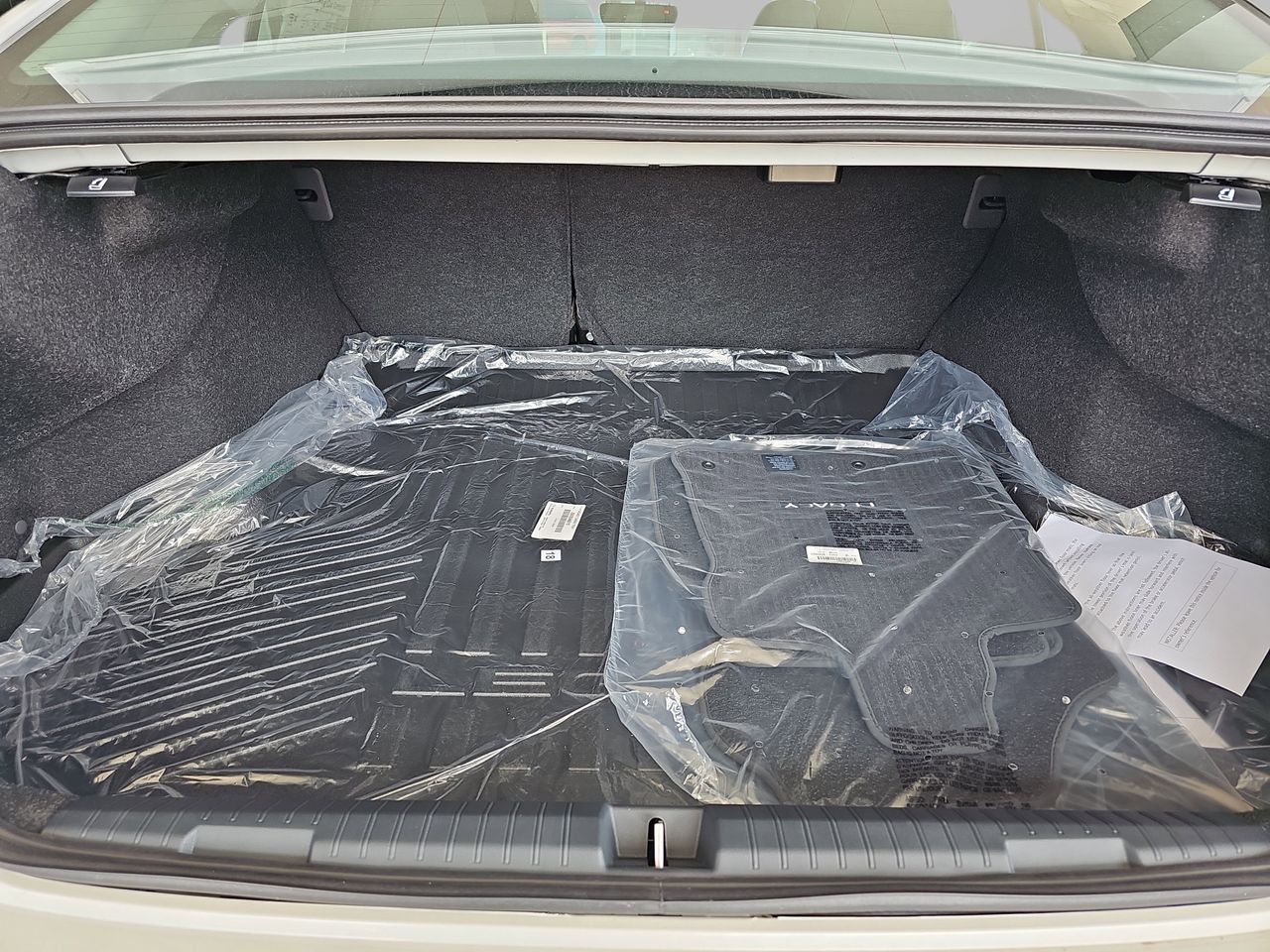 New 2025 Crystal White Pearl Subaru Premium image 12